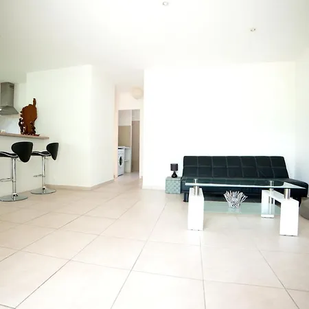 度假居 House With 3 Bedrooms In Porto Vecchio With Wonderful Mountain View Furnished Garden And Wifi 8 Km From The Beach