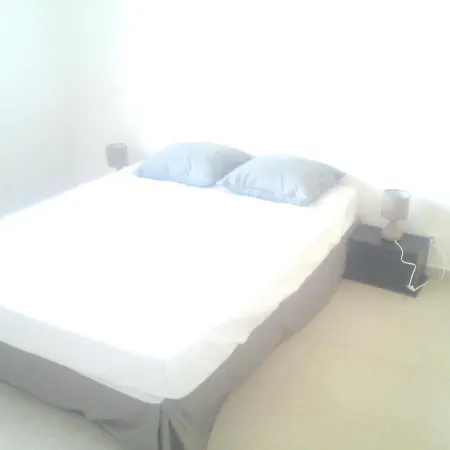 House With 3 Bedrooms In Porto Vecchio With Wonderful Mountain View Furnished Garden And Wifi 8 Km From The Beach * 维琪奥港