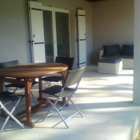 度假居 House With 3 Bedrooms In Porto Vecchio With Wonderful Mountain View Furnished Garden And Wifi 8 Km From The Beach *